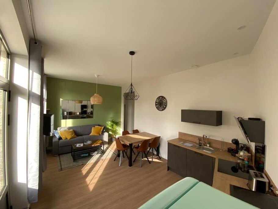 Appartement Centre-Ville * Rdc * Clim * Wifi * Haut De Gamme * Angoulême Esterno foto